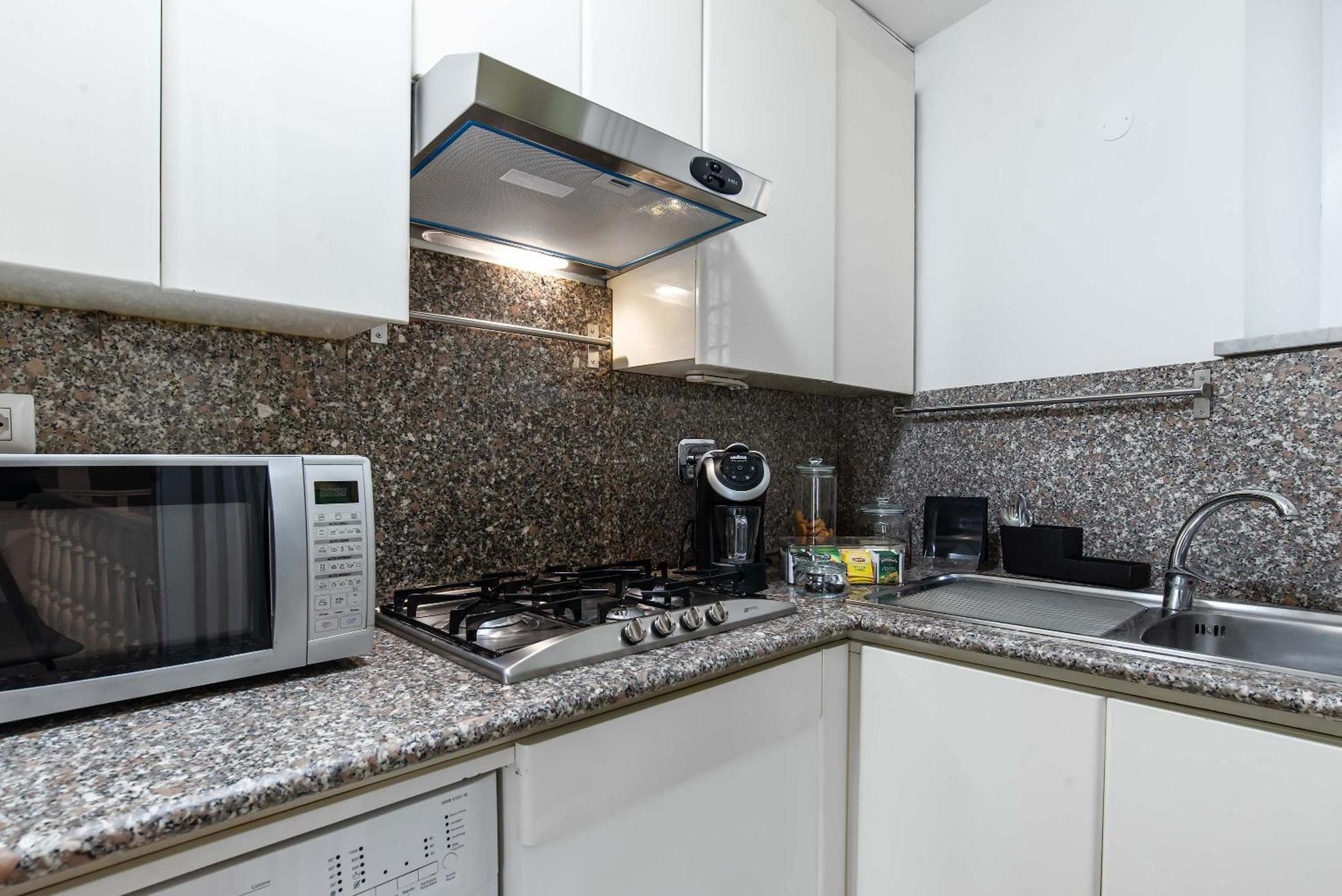Black And White Suite Rome Bagian luar foto