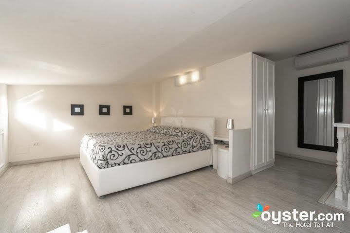 Black And White Suite Rome Bagian luar foto