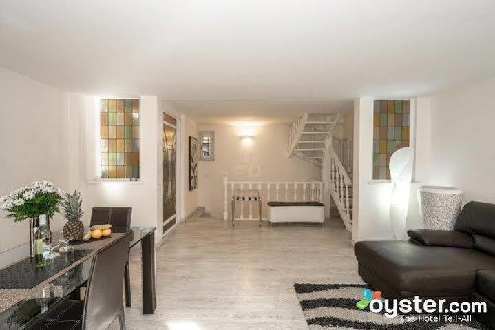 Black And White Suite Rome Bagian luar foto