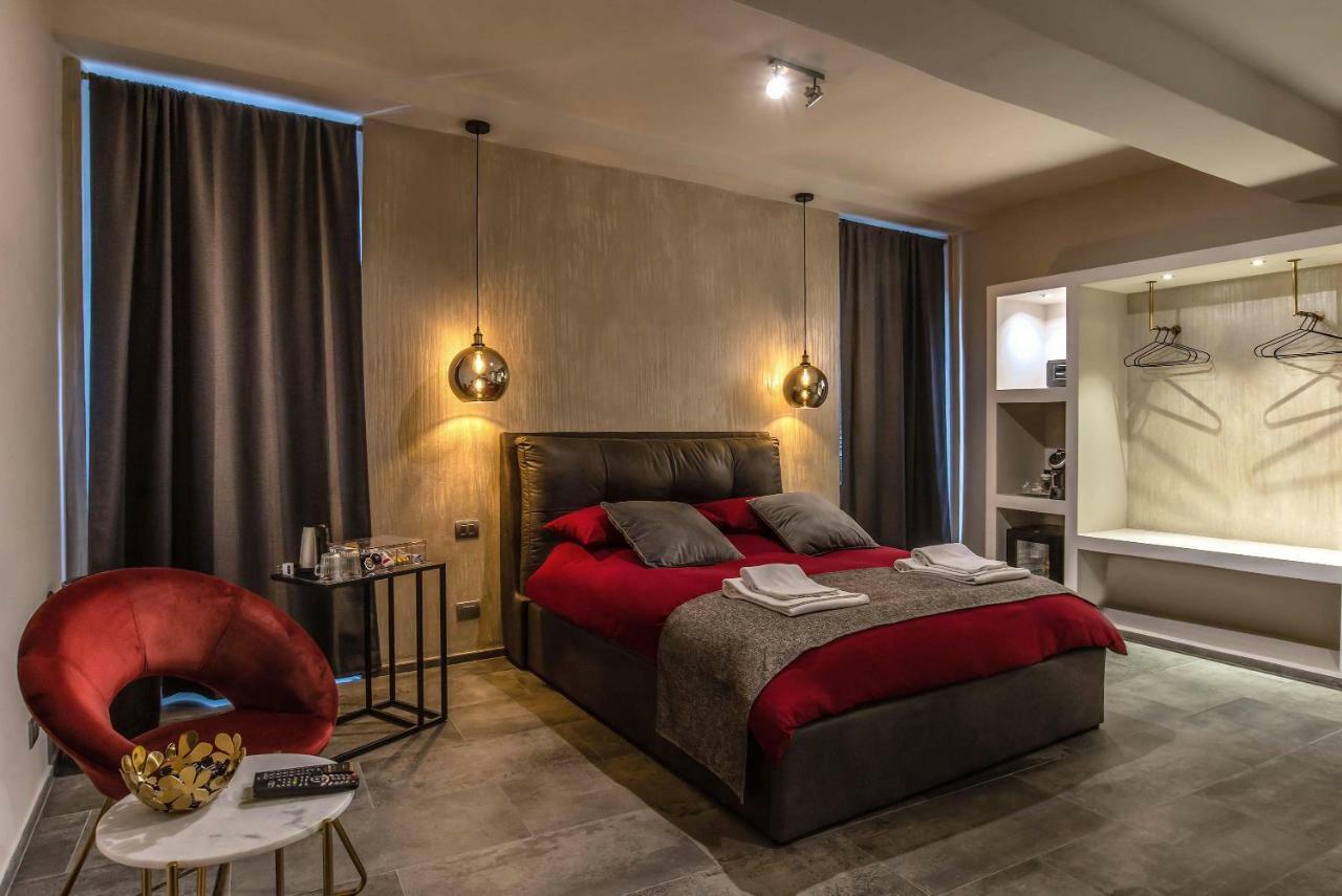 Black And White Suite Rome Bagian luar foto